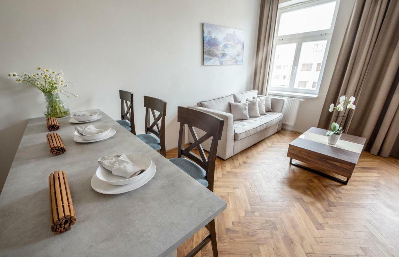 Letna Garden Suites ปราก ภายนอก รูปภาพ