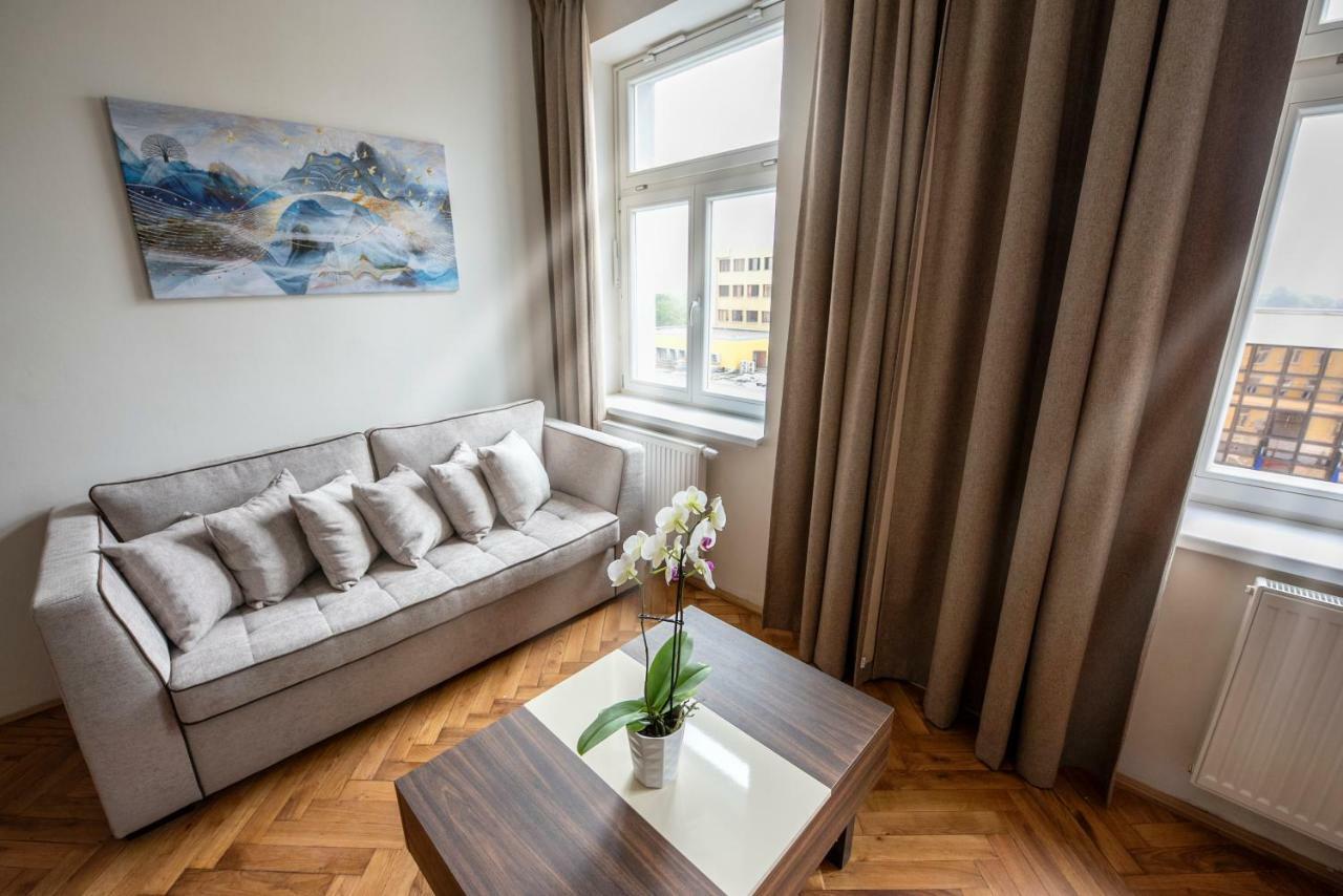 Letna Garden Suites ปราก ภายนอก รูปภาพ