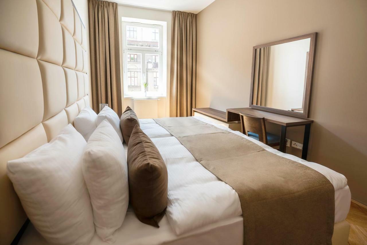 Letna Garden Suites ปราก ภายนอก รูปภาพ
