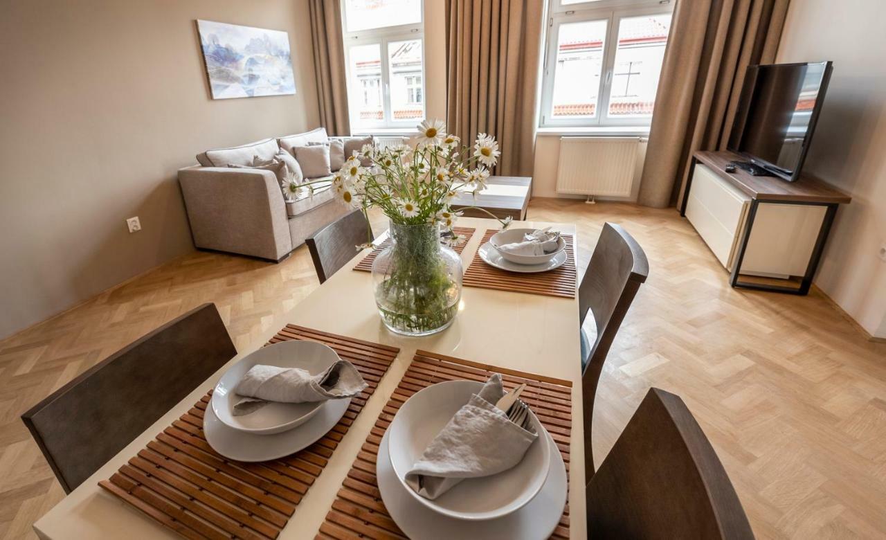 Letna Garden Suites ปราก ภายนอก รูปภาพ